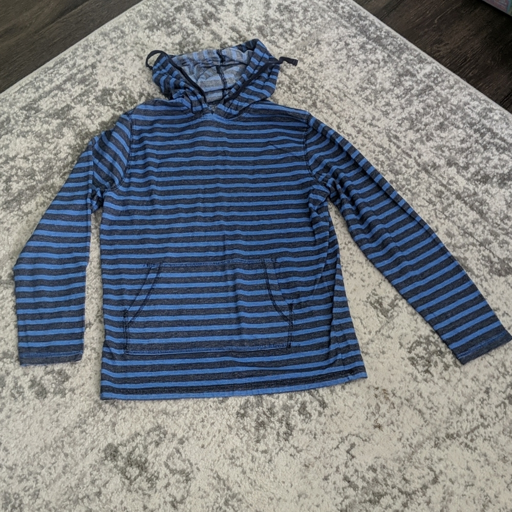 Blue and black striped sweat shirt